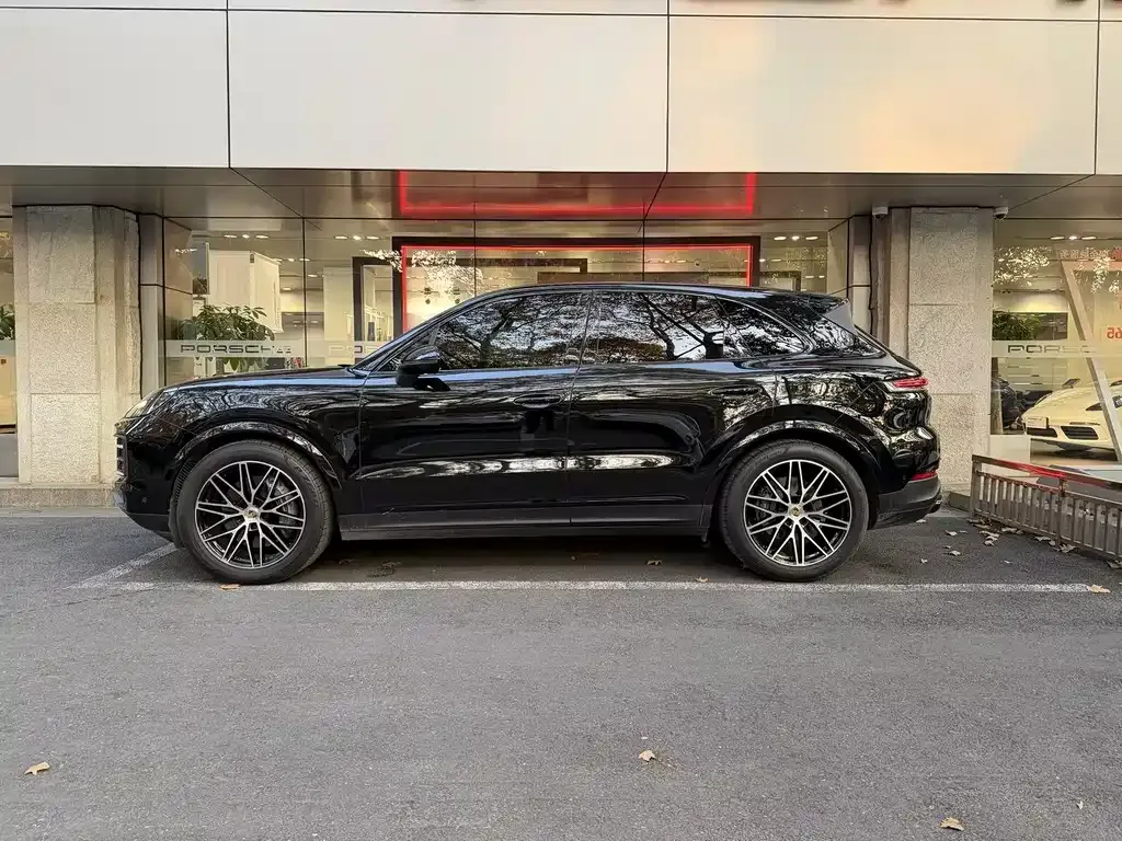 Porsche Cayenne 2024 из CN, фото 3