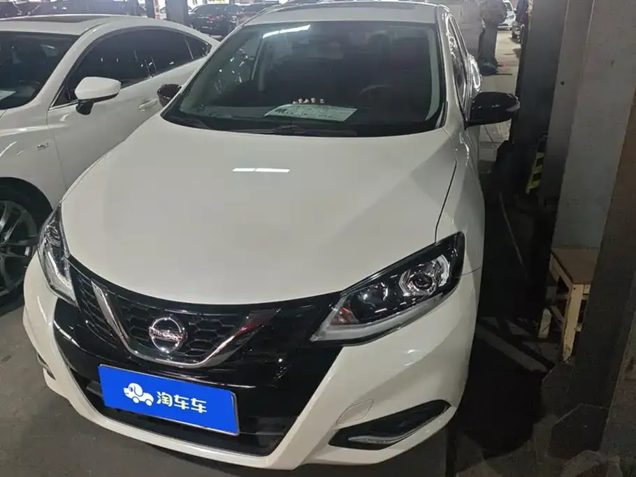 Nissan Tiida 2022 из CN, фото 2