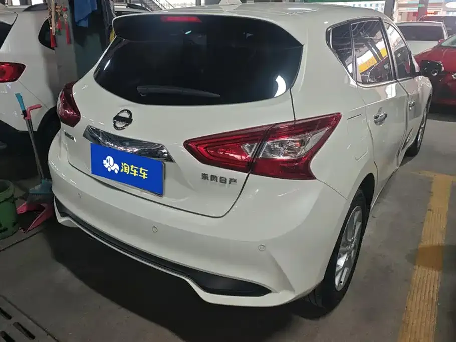 Nissan Tiida 2022 из CN, фото 3