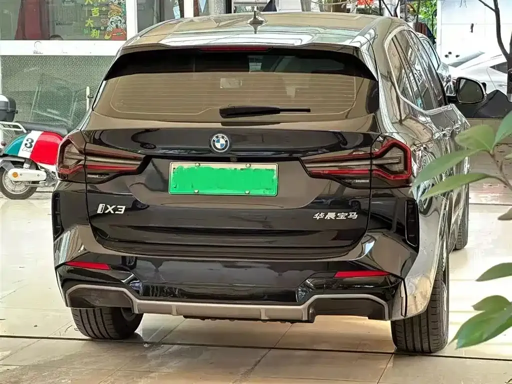 BMW iX3 2024 из CN, фото 8