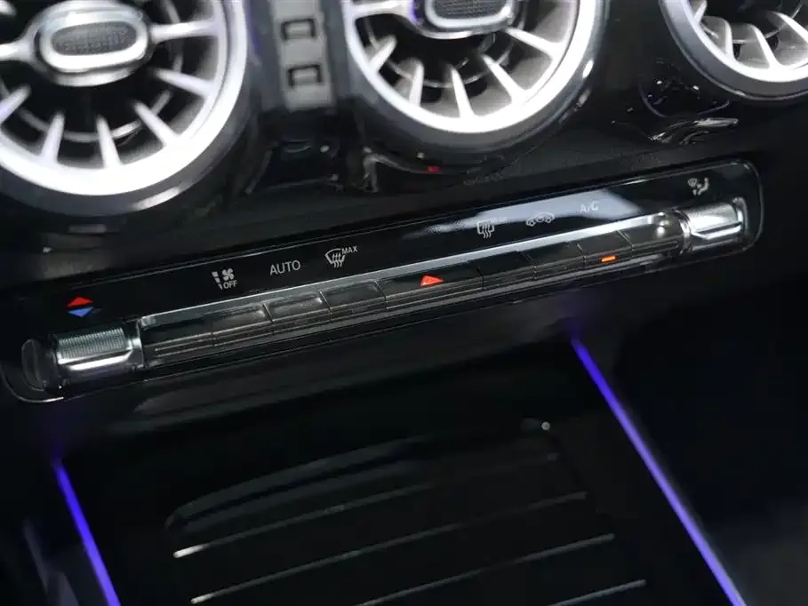 Mercedes-Benz GLB 2024 из CN, фото 9