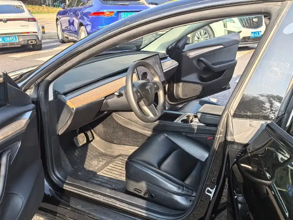 Tesla Model 3 2022 из CN, фото 8