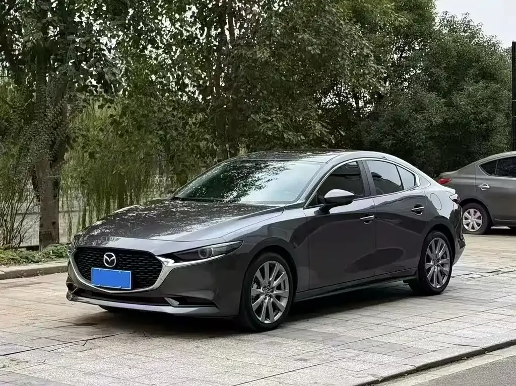 Mazda 3 Axela 2023 из CN, фото 9