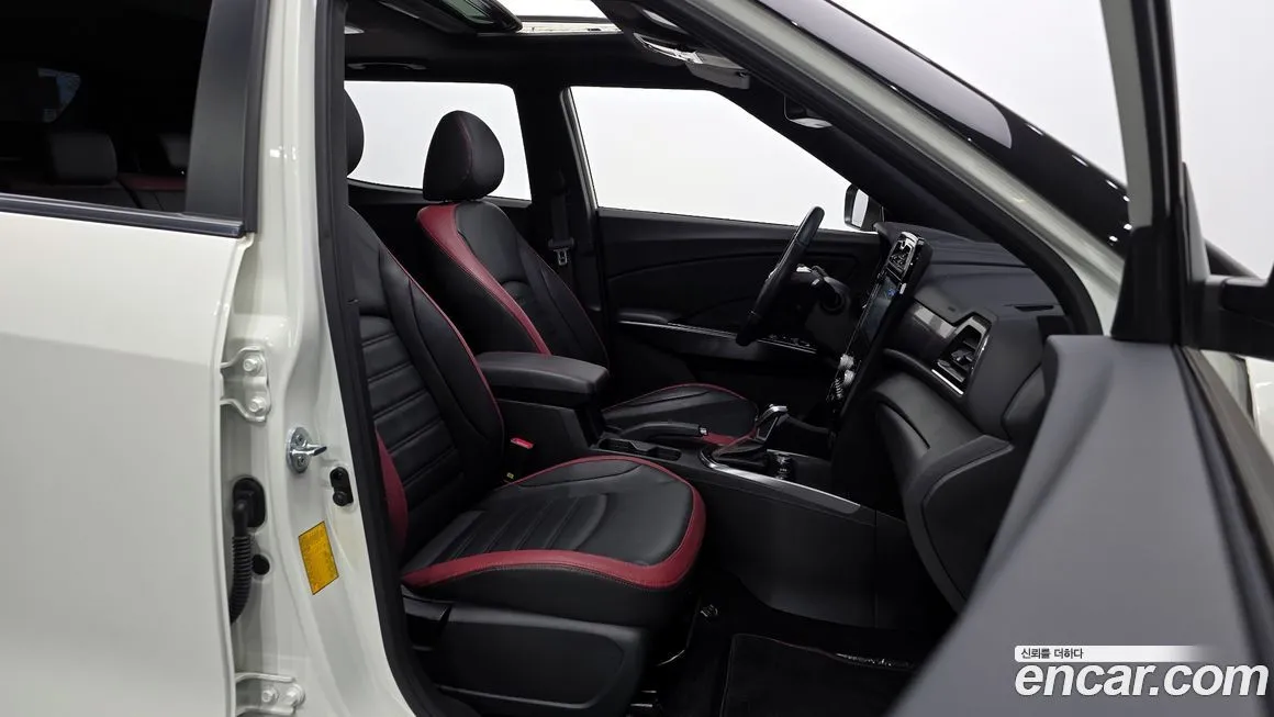 KG Mobility (Ssangyong) TIBOLI 2022 из KR, фото 10