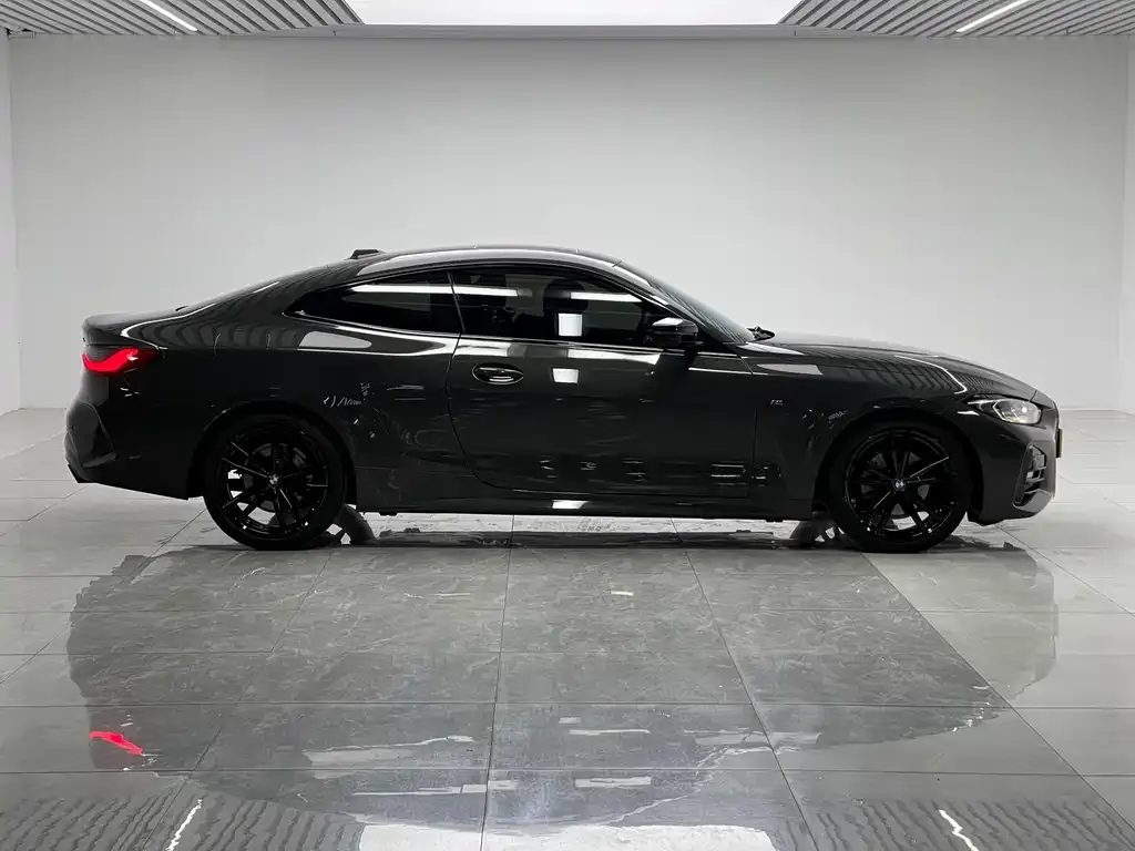BMW 4 Series 2023 из CN, фото 8