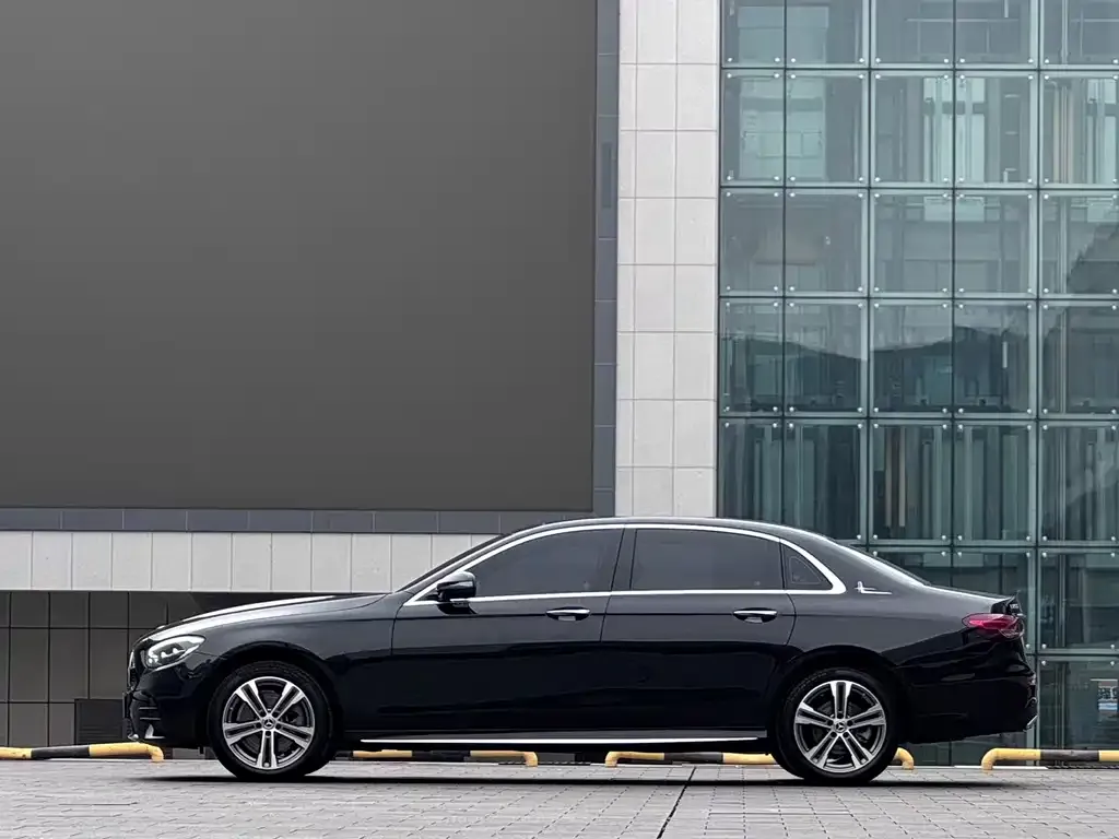 Mercedes-Benz E-Class 2021 из CN, фото 2