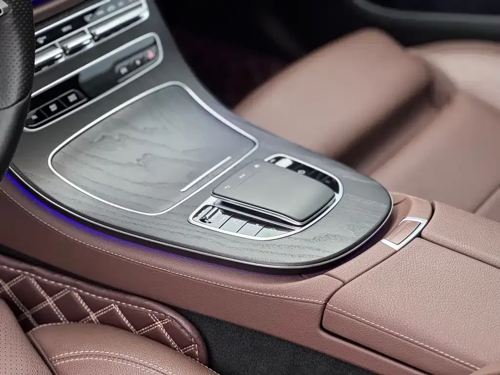 Mercedes-Benz E-Class 2021 из CN, фото 9