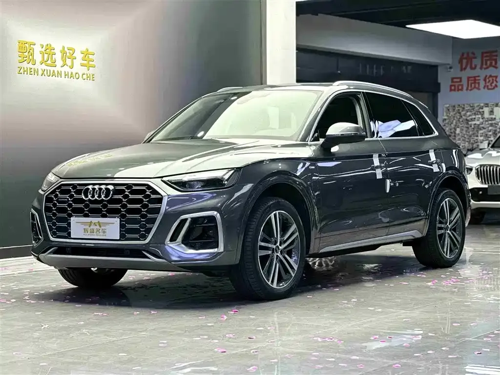 Audi Q5L 2023 из CN, фото 1