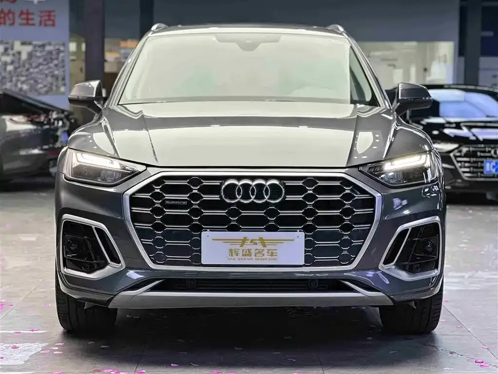 Audi Q5L 2023 из CN, фото 2