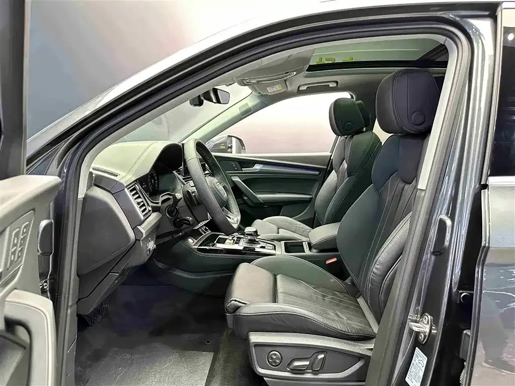 Audi Q5L 2023 из CN, фото 5