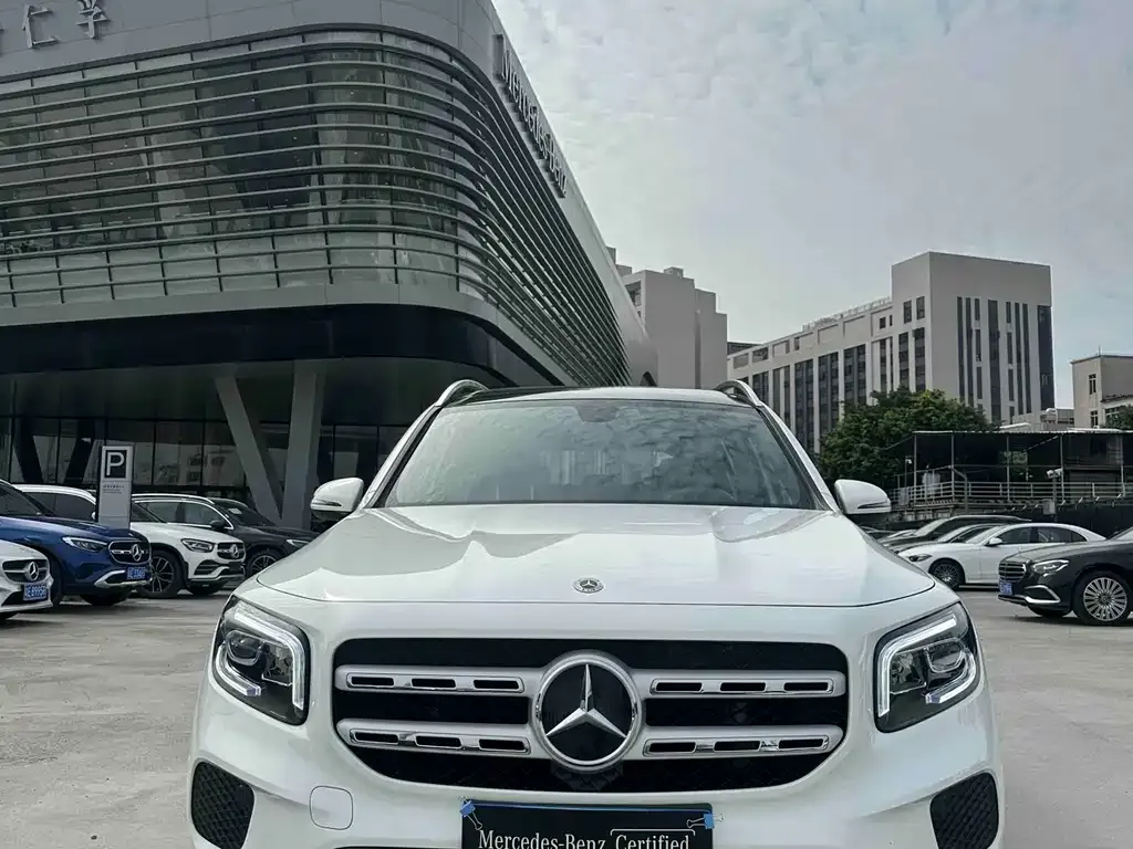 Mercedes-Benz GLB 2023 из CN, фото 2