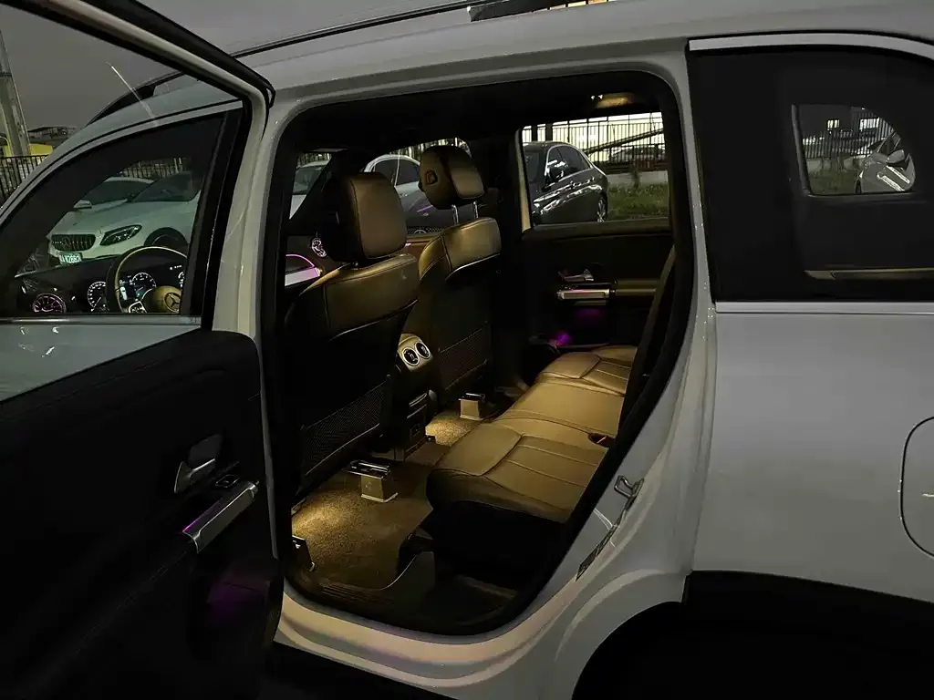 Mercedes-Benz GLB 2023 из CN, фото 5