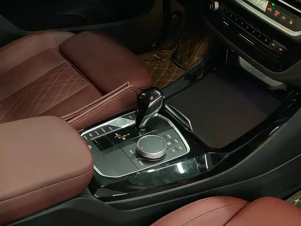 BMW X3 2024 из CN, фото 7
