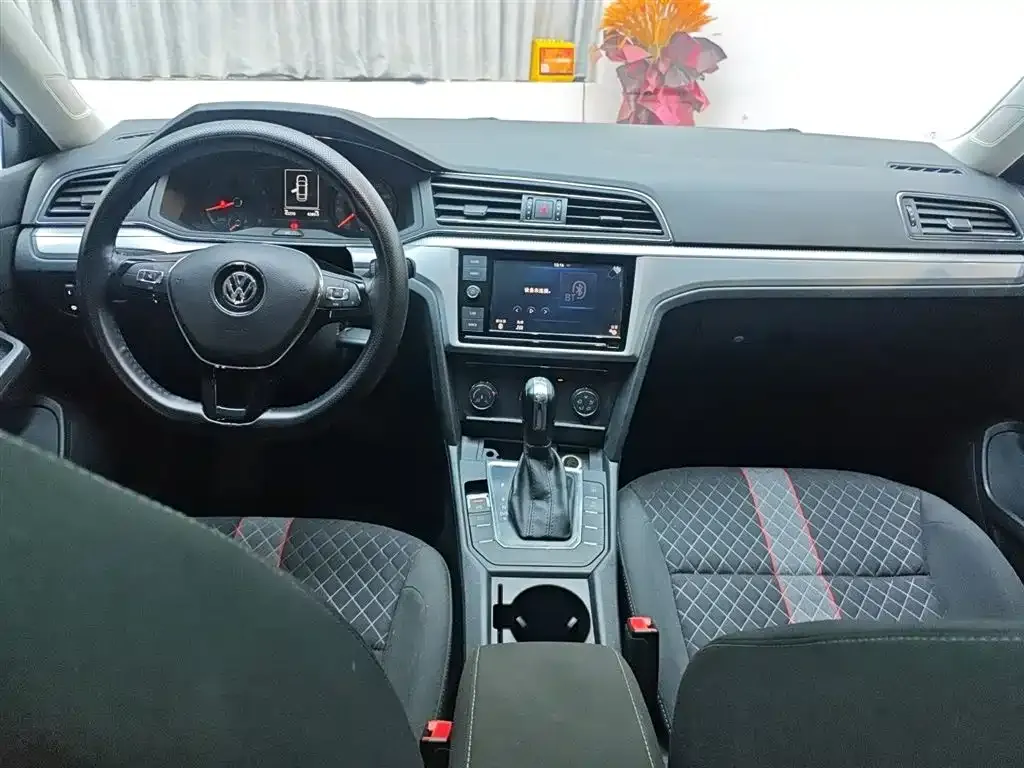 Volkswagen Lamando 2022 из CN, фото 10
