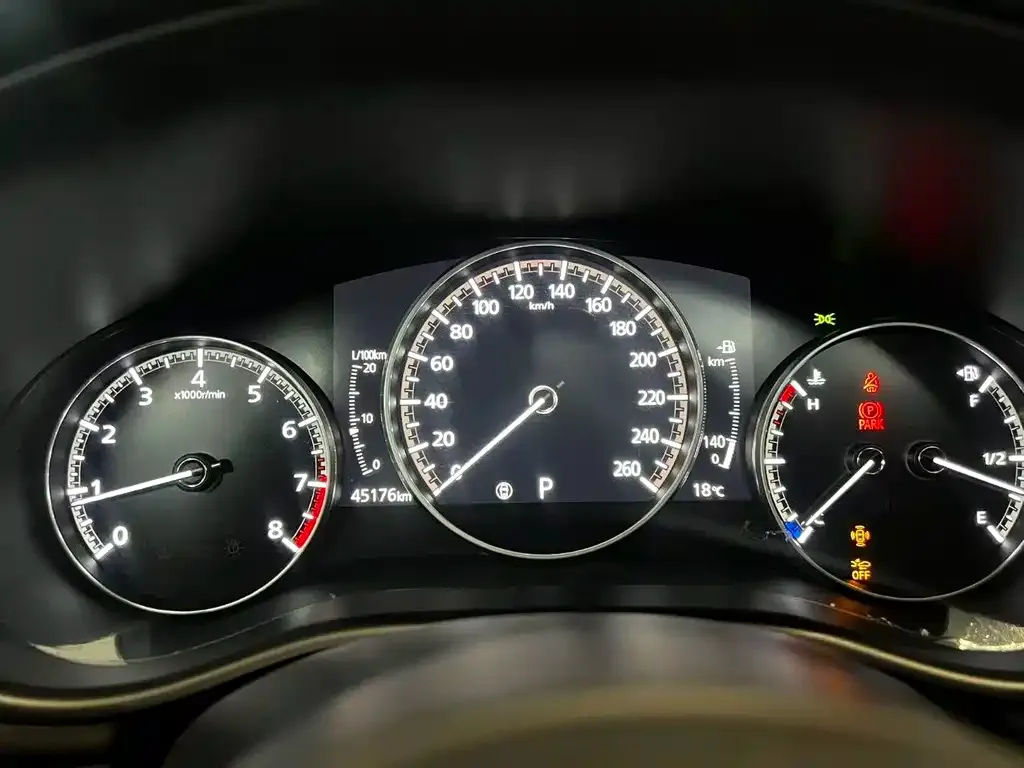 Mazda 3 Axela 2022 из CN, фото 6