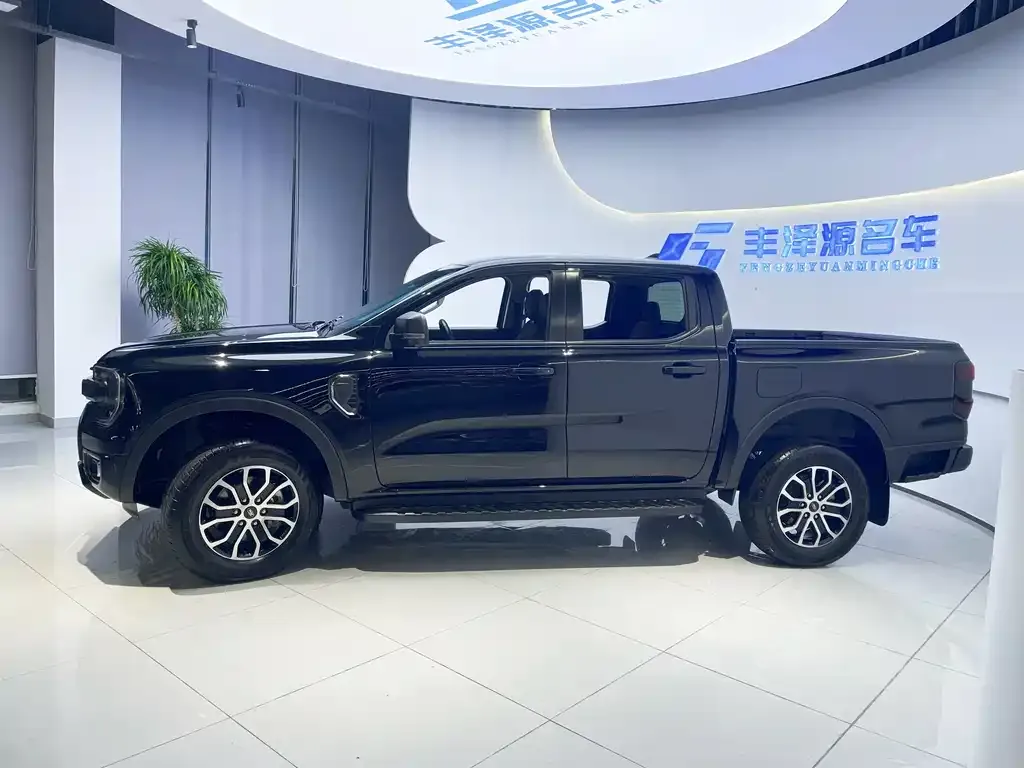 Ford Ranger 2024 из CN, фото 2