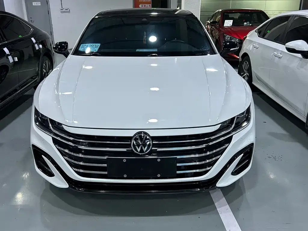 Volkswagen CC 2022 из CN, фото 1