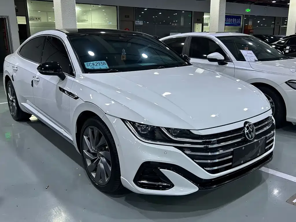 Volkswagen CC 2022 из CN, фото 2
