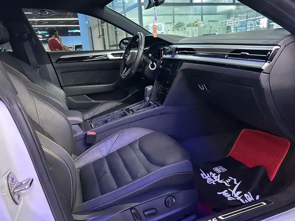 Volkswagen CC 2022 из CN, фото 8
