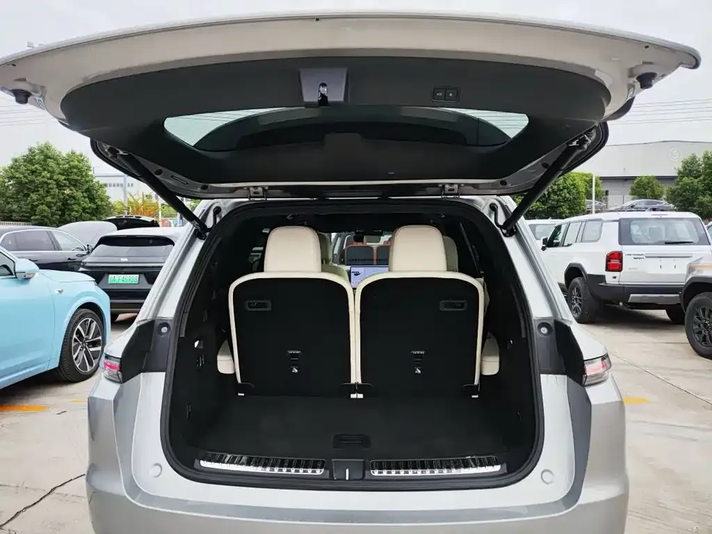 Li Auto L9 2024 из CN, фото 10