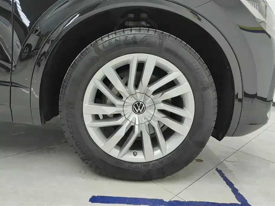 Volkswagen Touareg 2024 из CN, фото 6