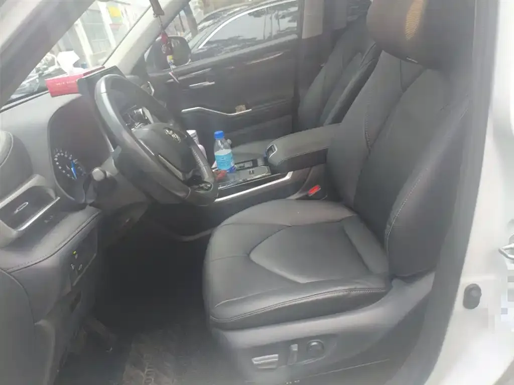 Toyota Highlander 2021 из CN, фото 8