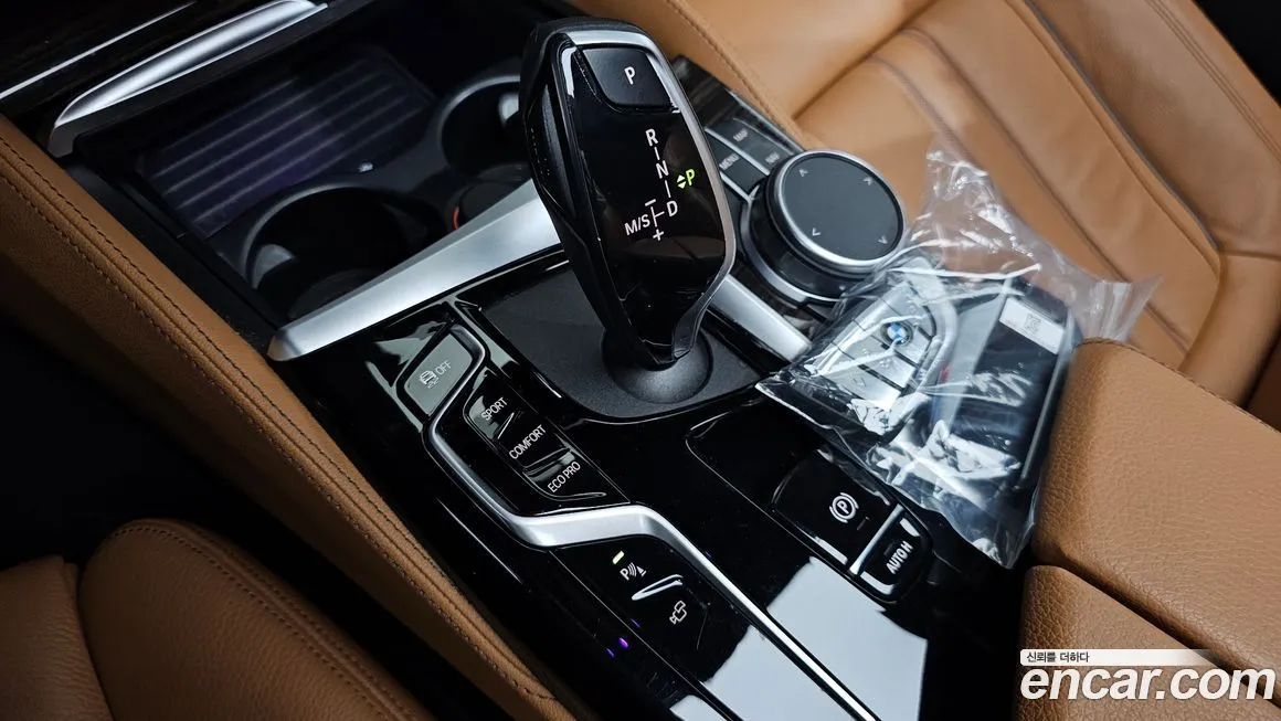 BMW 5-Series 2022 из KR, фото 9