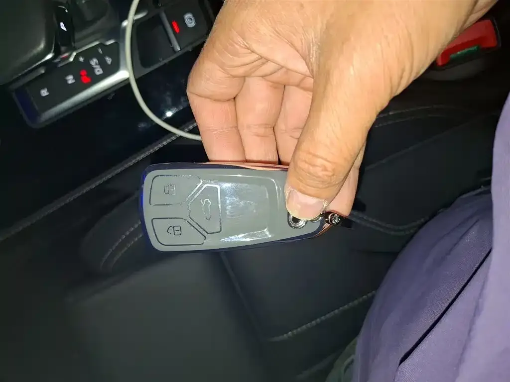 Audi Q5L 2023 из CN, фото 10