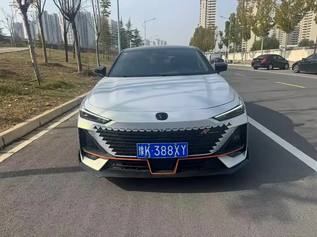 Changan UNI-V 2023 из CN, фото 2