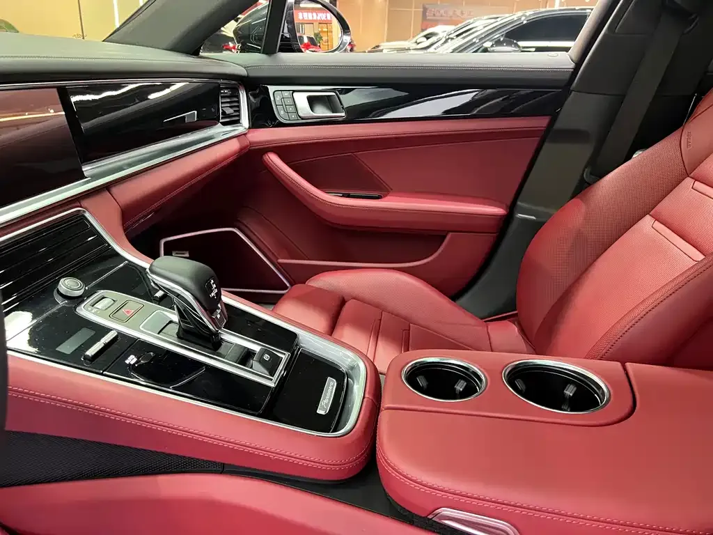 Porsche Panamera 2024 из CN, фото 9