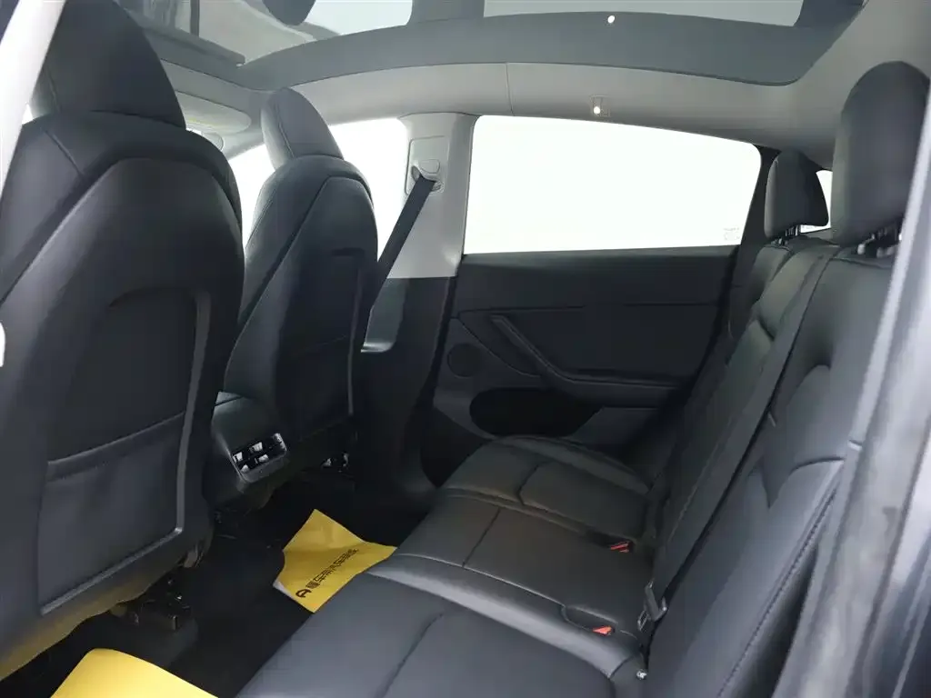 Tesla Model Y 2024 из CN, фото 10