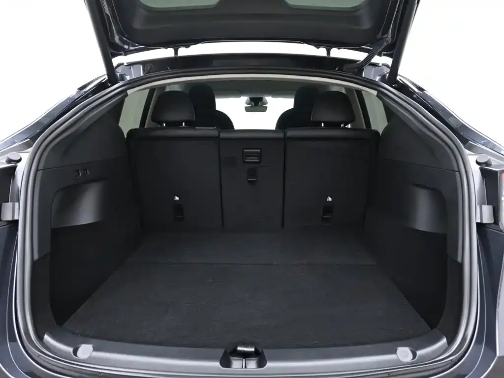 Tesla Model Y 2024 из CN, фото 6