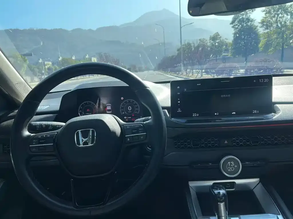 Honda Accord 2024 из CN, фото 10