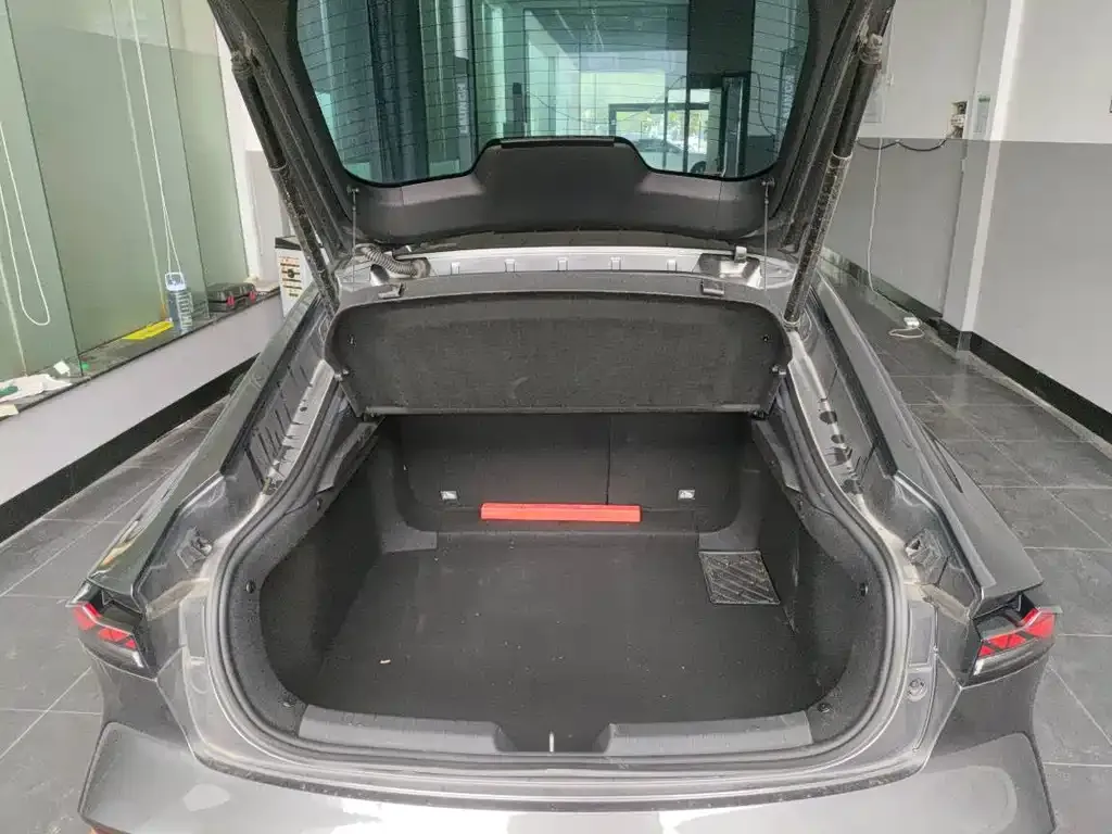 Changan UNI-V 2024 из CN, фото 7