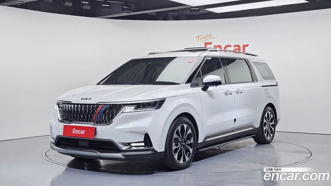 Kia Carnival 2023 из KR, фото 1