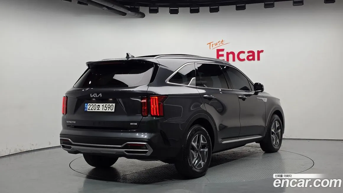 Kia Sorento 2023 из KR, фото 2