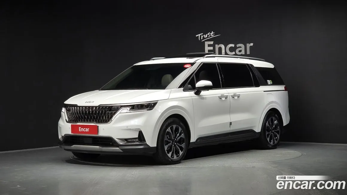 Kia Carnival 2023 из KR, фото 1