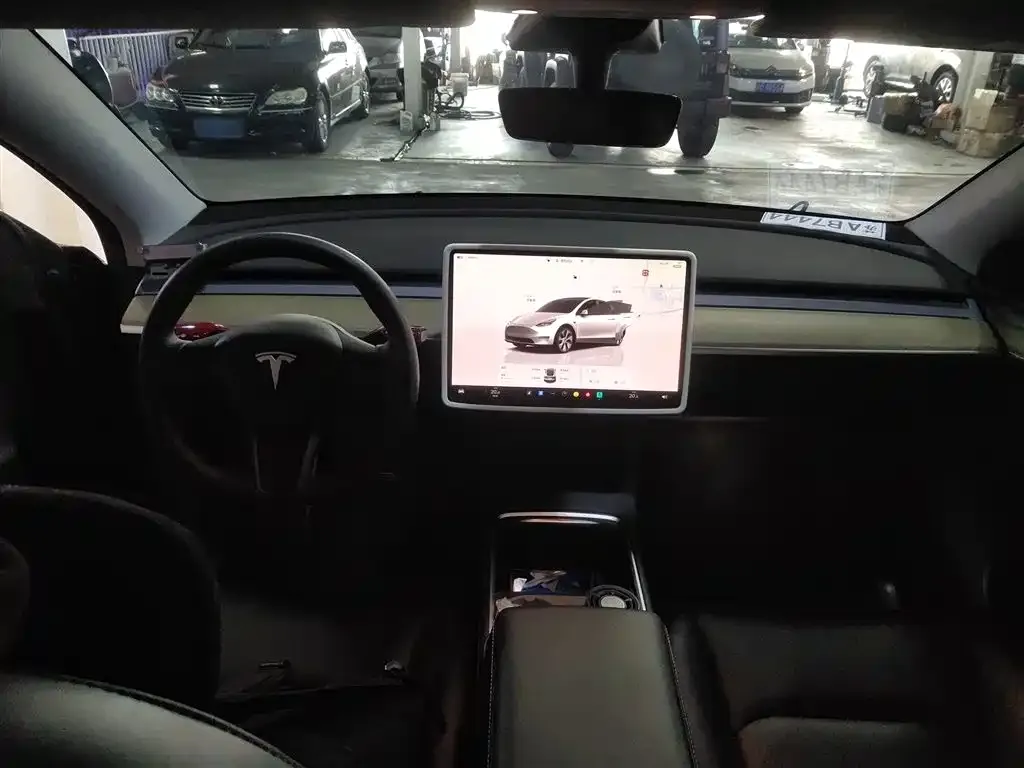 Tesla Model Y 2022 из CN, фото 10