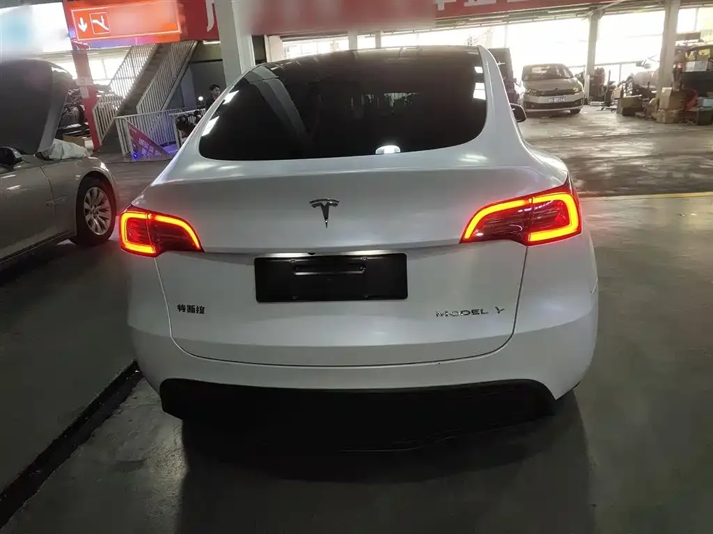 Tesla Model Y 2022 из CN, фото 6