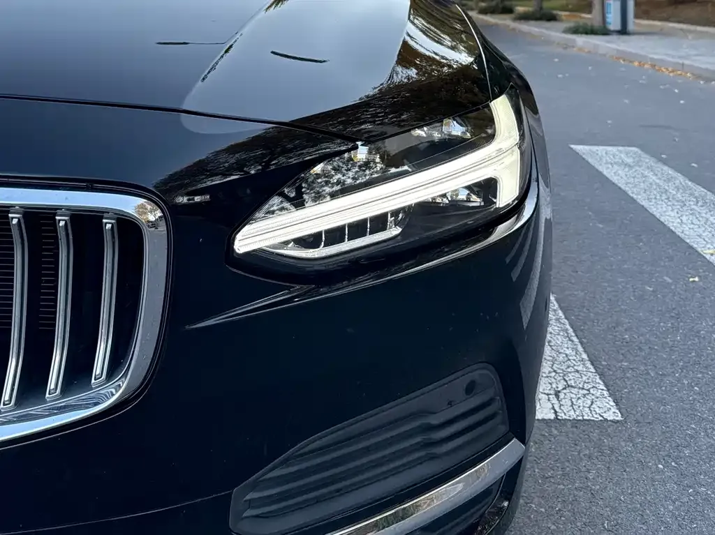 Volvo S90 PHEV — фото 3