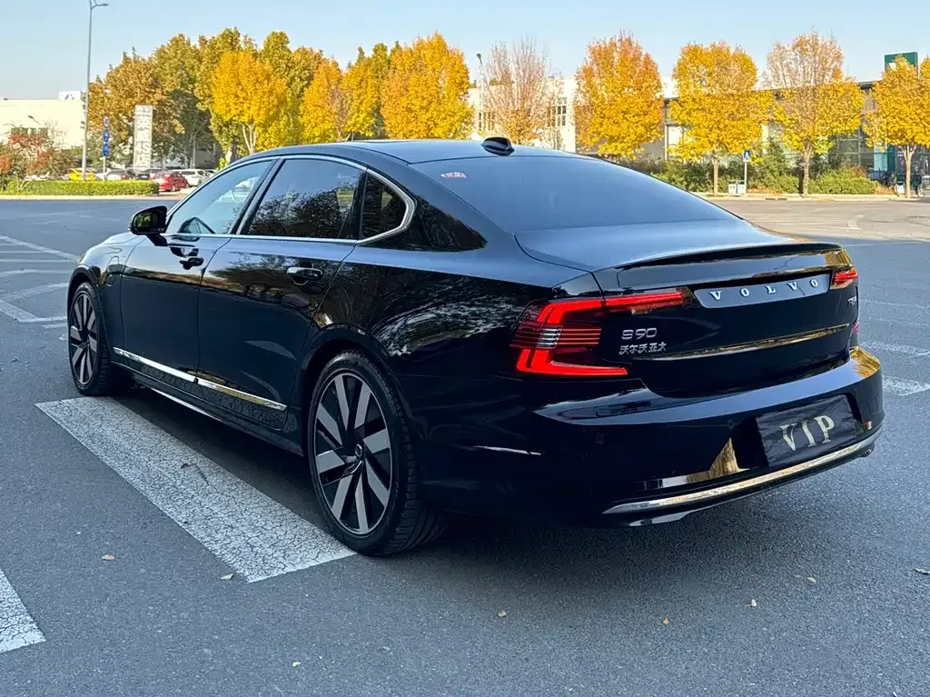 Volvo S90 PHEV — фото 6