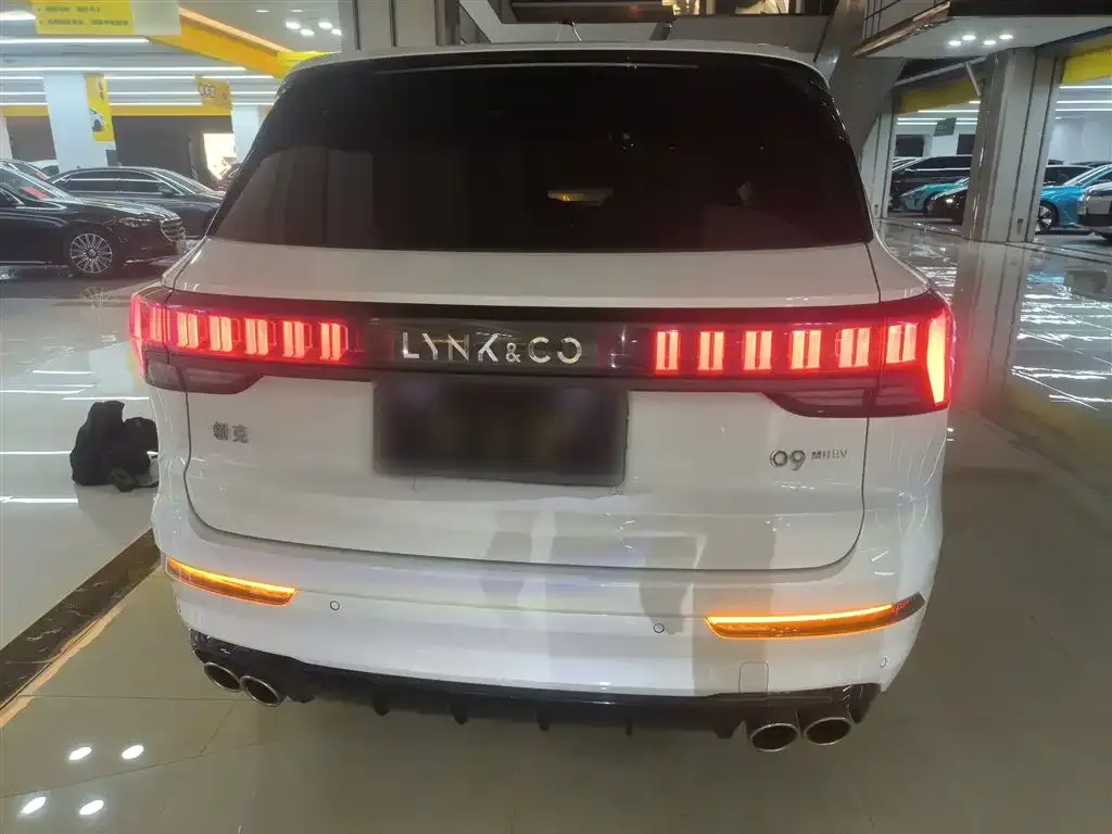 Lynk & Co 09 2023 из CN, фото 6