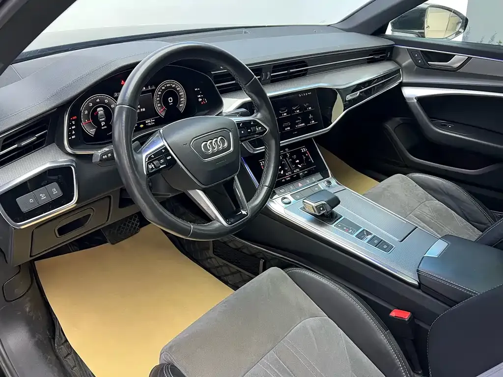 Audi A6L 2021 из CN, фото 4