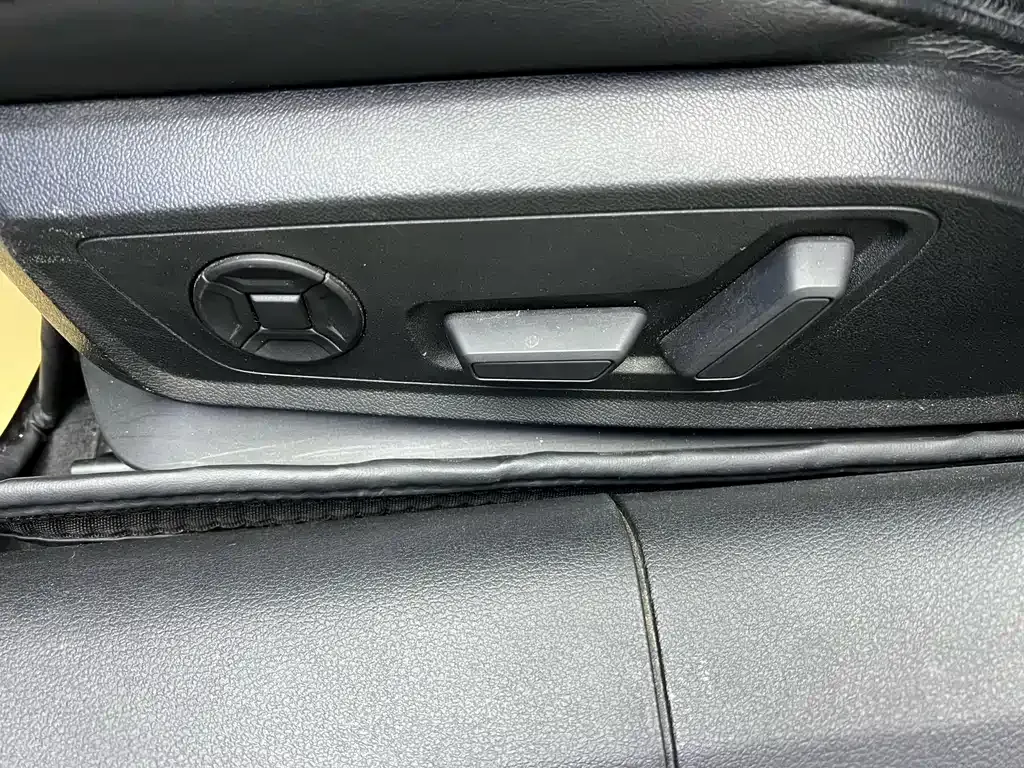 Audi A6L 2021 из CN, фото 7