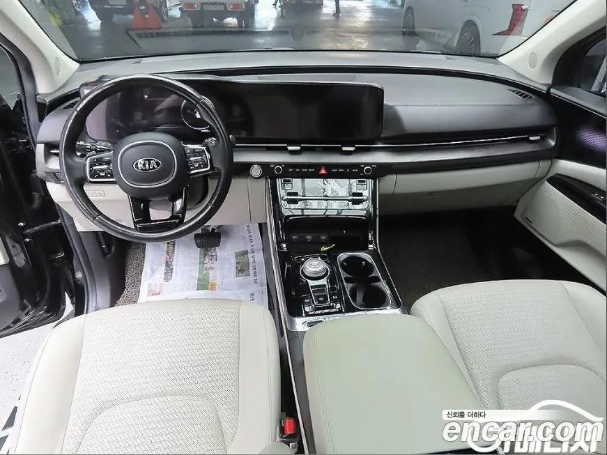 Kia Carnival — фото 10
