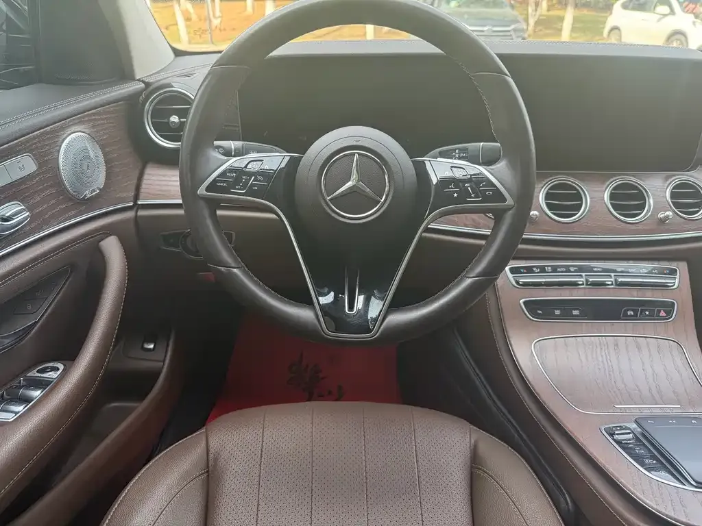 Mercedes-Benz E-Class 2023 из CN, фото 8