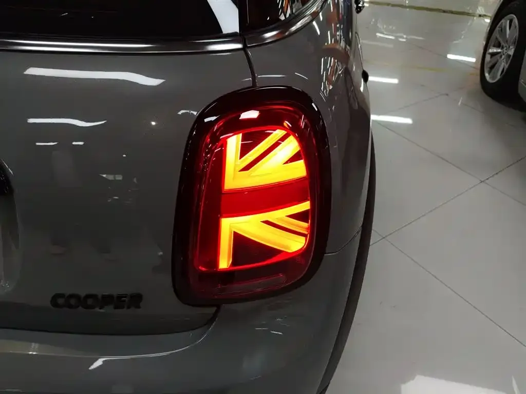 MINI Cooper (3-door) 2023 из CN, фото 8
