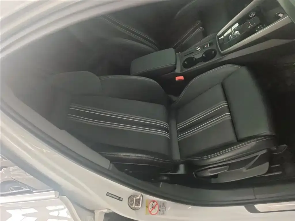 Audi A3 2024 из CN, фото 3