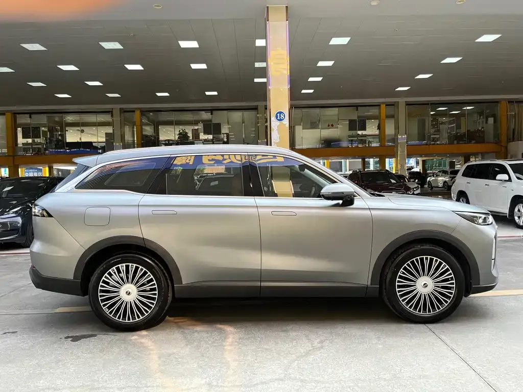 Chery 8L 2024 из CN, фото 4
