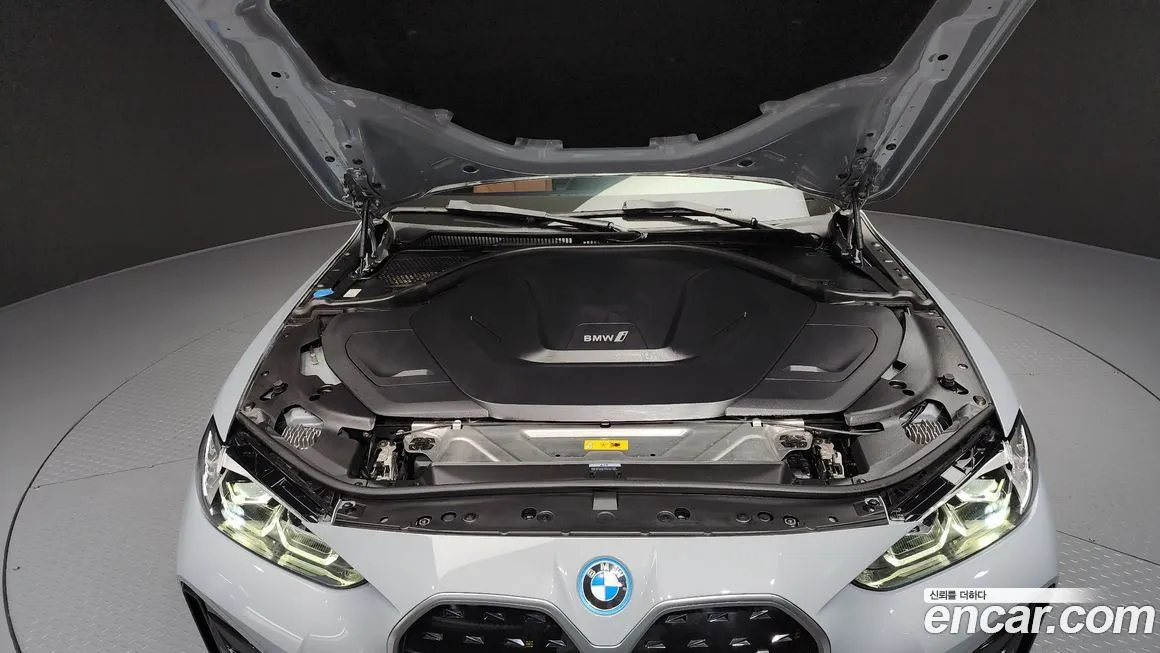 BMW i4 2022 из KR, фото 6